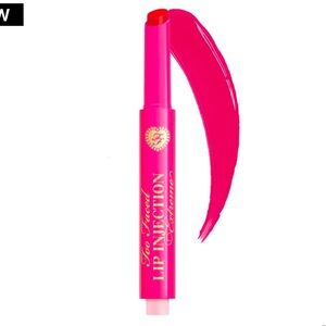 Too faced lip injection extreme plumping clicks lip gloss | on point